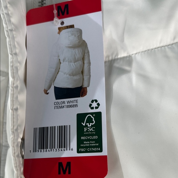 32 Degrees Women's Cream Puffer Jacket Medium Women’s NWT - Picture 3 of 13
